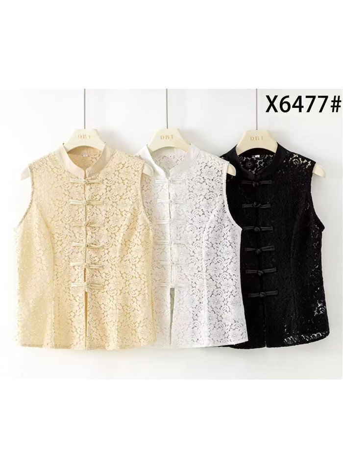 Blusa encaje con alamares