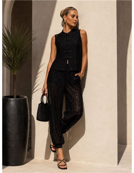 Blusa encaje con alamares