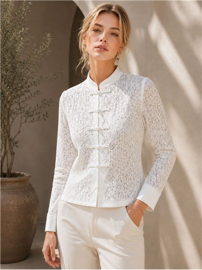 Chaqueta encaje con alamares