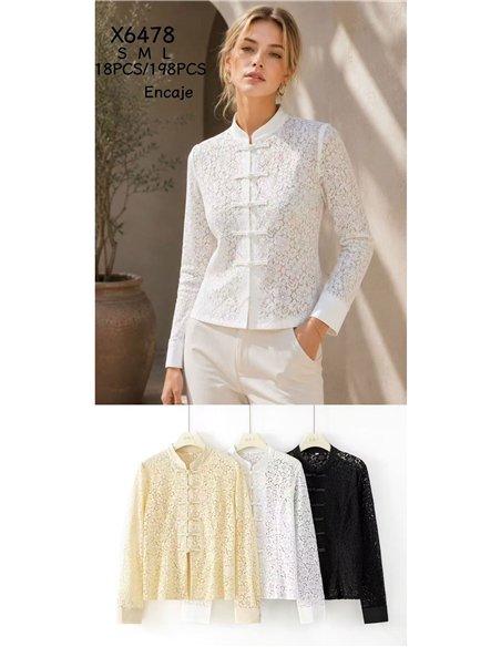 Chaqueta encaje con alamares