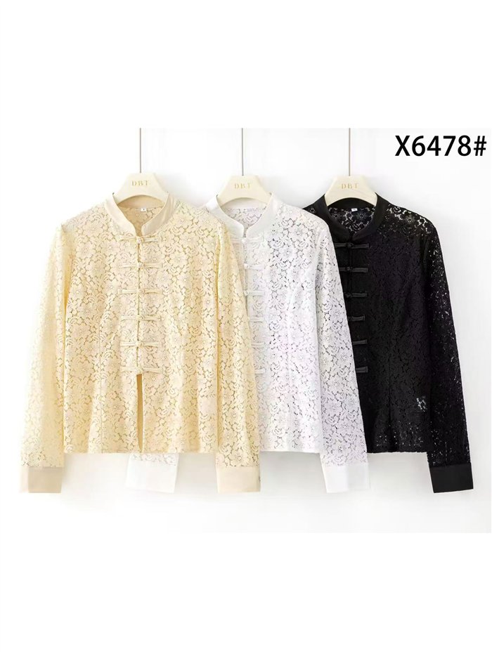 Chaqueta encaje con alamares