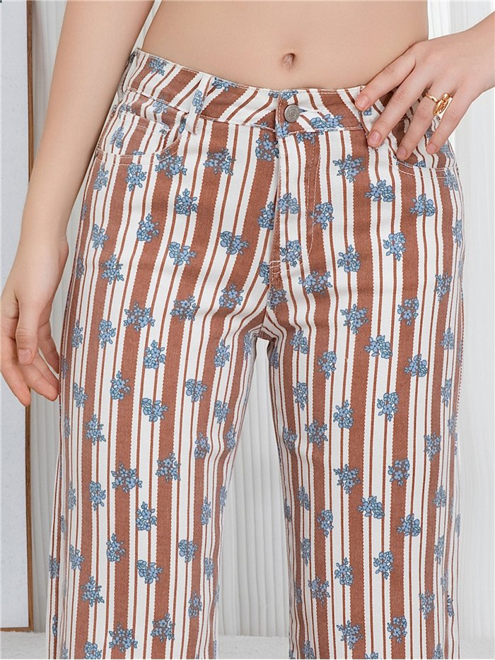 Pantalón denim recto rayas y flores