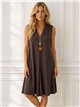 Robe midi unie à col en V et collier