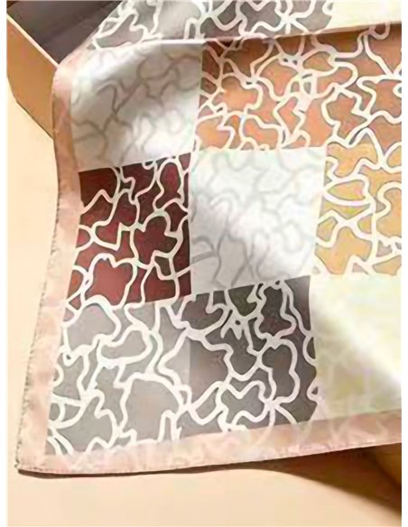lenço quadrado geométrico patchwork