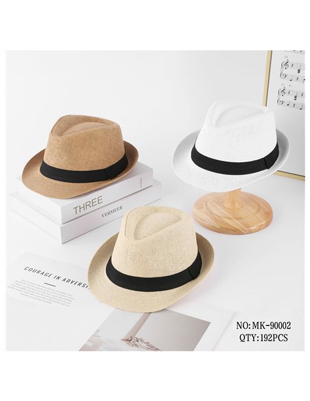 Sombrero fedora con cinta negra