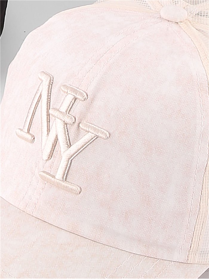 Gorra letras bordadas