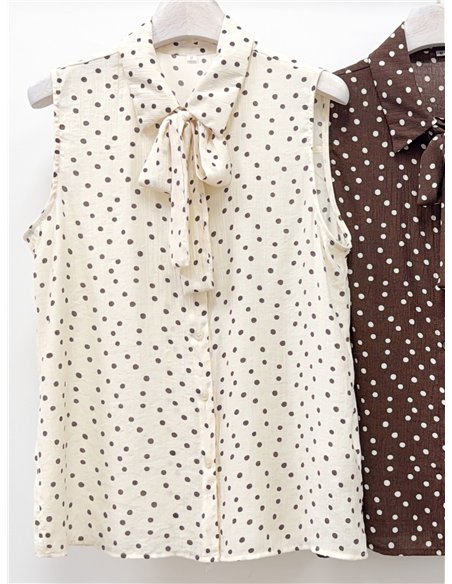 Camisa lunares con lazada