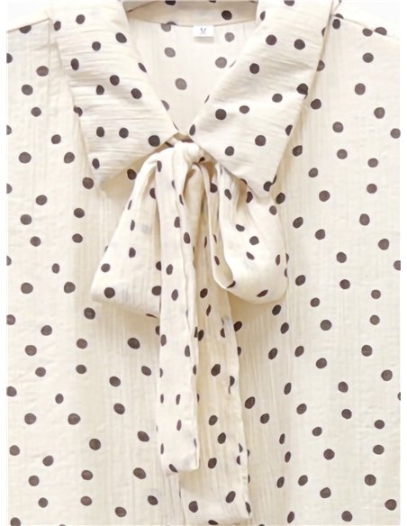 Camisa lunares con lazada