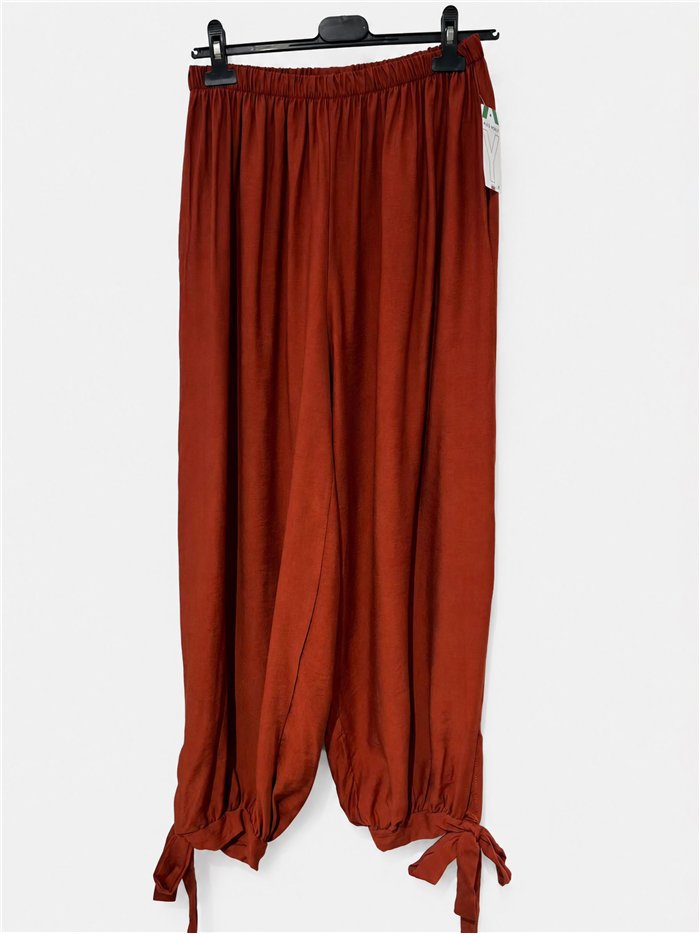 Pantalón bombacho con lazada