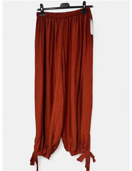 Pantalón bombacho con lazada