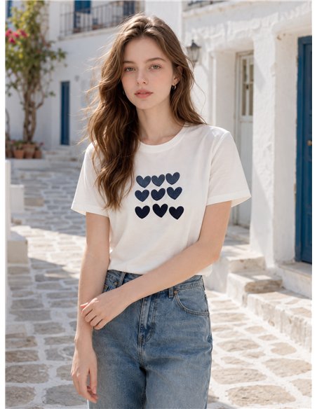 T-shirt à cœurs brodés