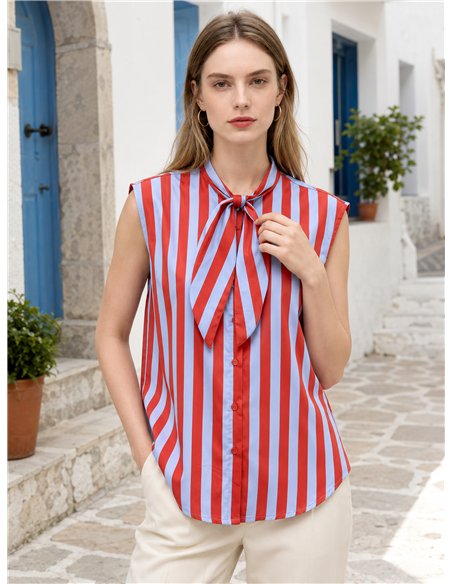 Blusa de rayas con lazada