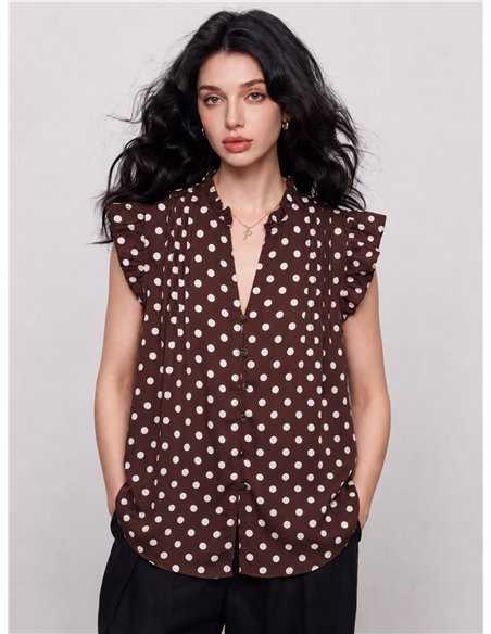 Blusa de lunares con volantes