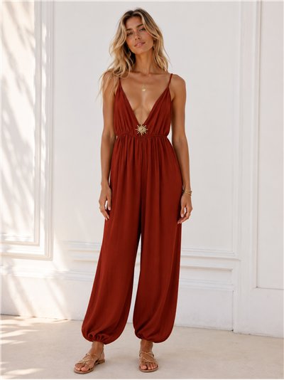 Mono escote pico con broche