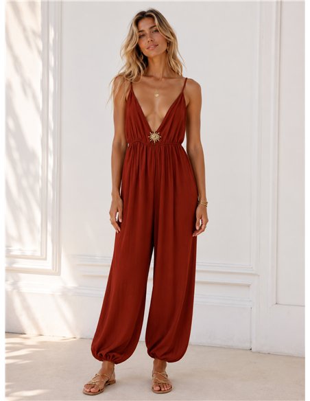 Mono escote pico con broche