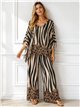 Conjunto talla grande blusa lycra estampado cebra y pantalón