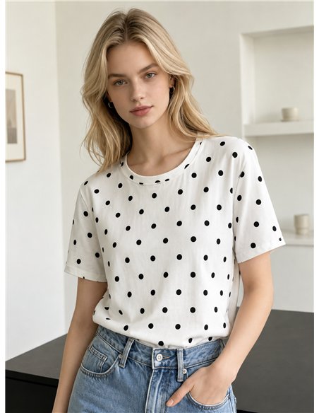 Camiseta lunares