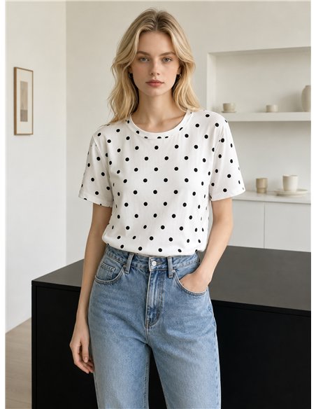 Camiseta lunares
