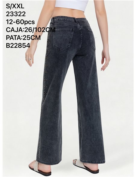 Jeans wide leg gris con tachuelas laterales