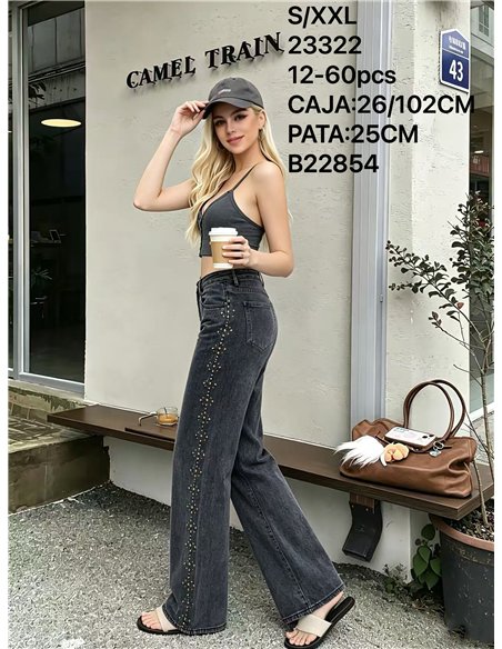 Jeans wide leg gris con tachuelas laterales