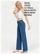Jeans wide leg azul con tachuelas laterales