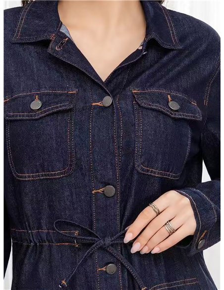 Chaqueta denim oscura con cintura ajustable