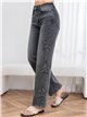 Jeans gris con estrellas aplicadas