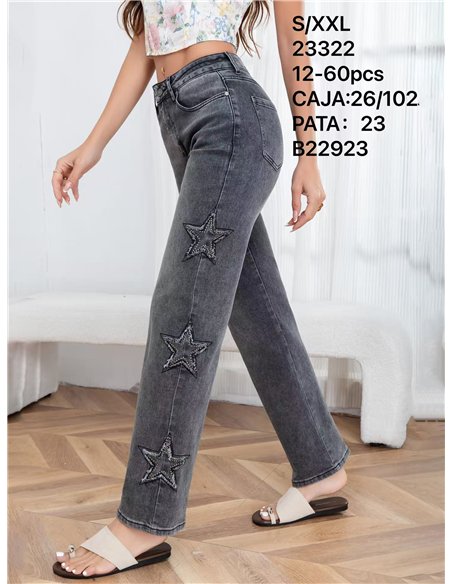 Jeans gris con estrellas aplicadas
