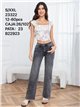 Jeans gris con estrellas aplicadas