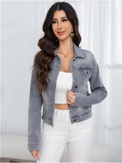 Chaqueta denim gris con estrella de strass