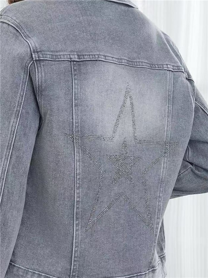 Chaqueta denim gris con estrella de strass