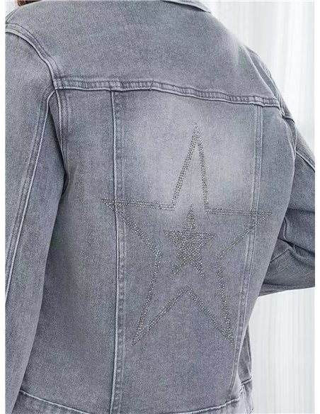 Chaqueta denim gris con estrella de strass