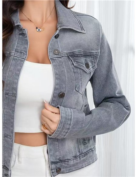 Chaqueta denim gris con estrella de strass