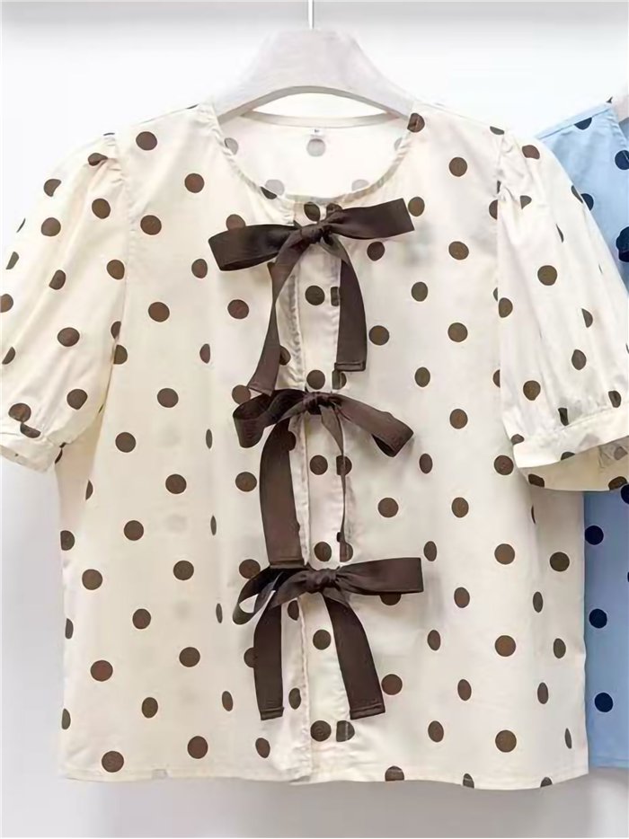 Blusa lunares con lazos contrastes