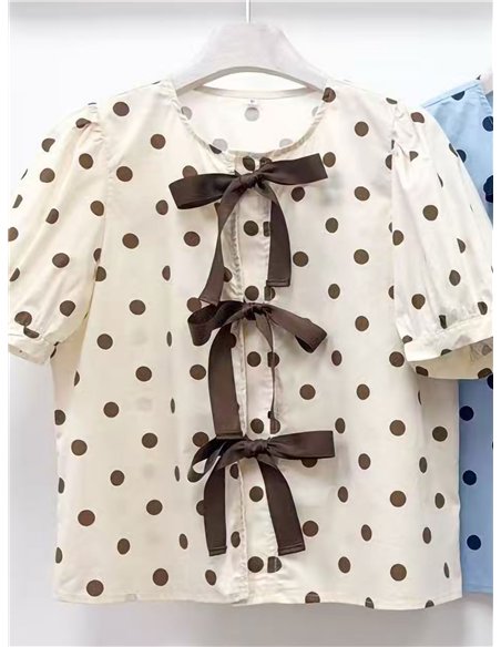 Blusa lunares con lazos contrastes