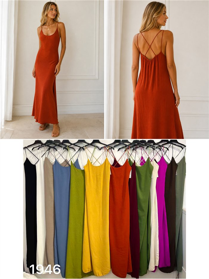 Langes, schlichtes Kleid mit gekreuzten Trägern
