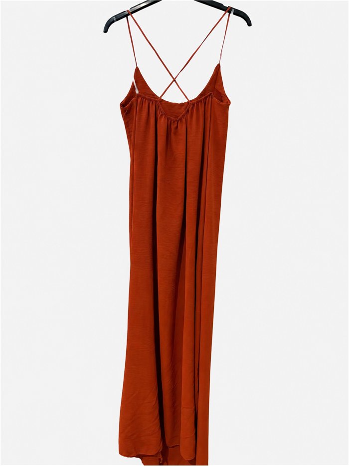 Langes, schlichtes Kleid mit gekreuzten Trägern