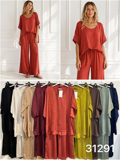 Conjunto blusa amplia satinada y pantalón palazzo 2