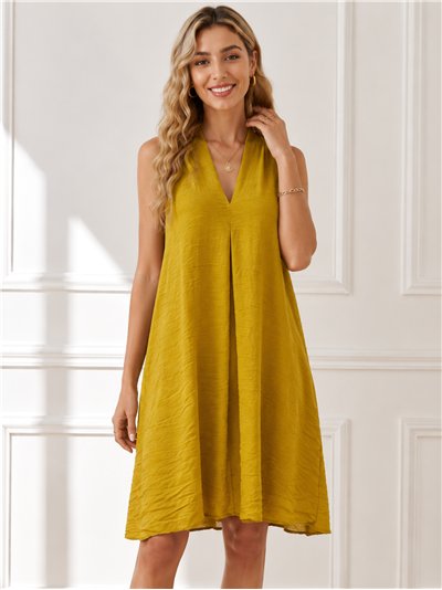 ärmelloses, schlichtes, locker sitzendes Kleid