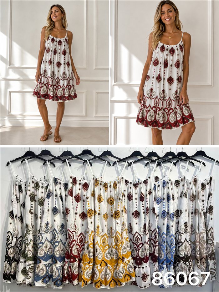Kurzes arabeskes Kleid mit Trägern