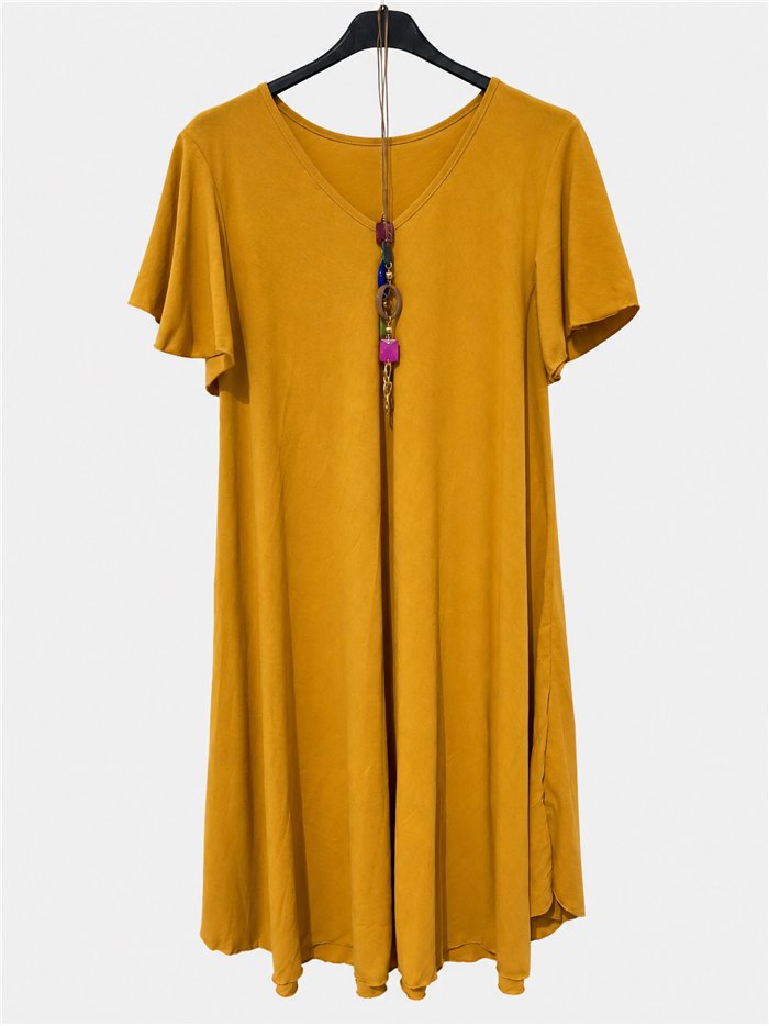 Vestido liso cuello pico con collar
