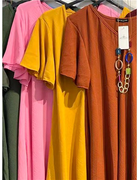Vestido liso cuello pico con collar