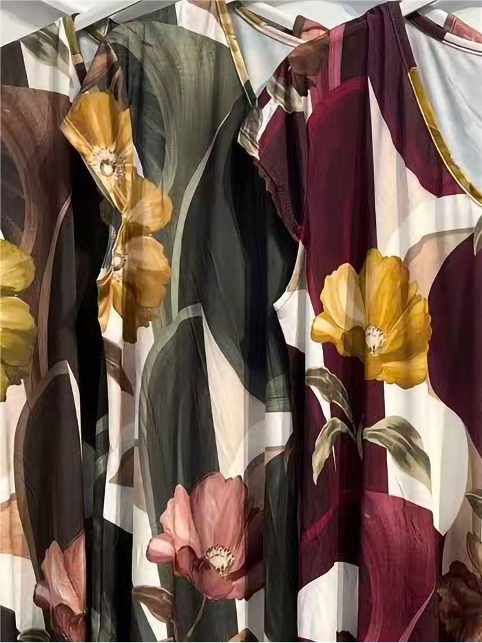 Vestido lycra corto estampado flores