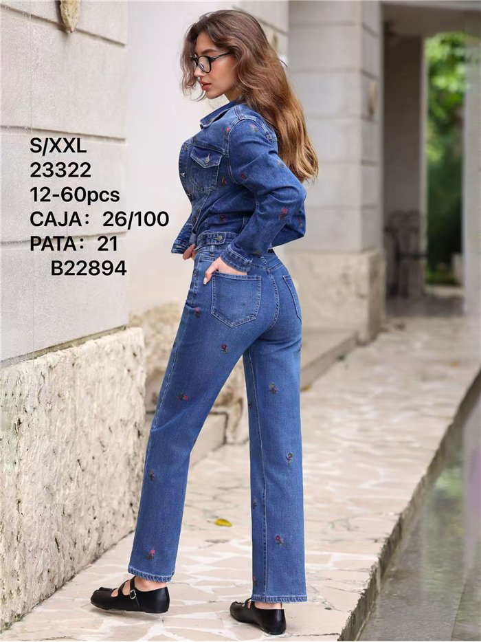Jeans flores bordadas