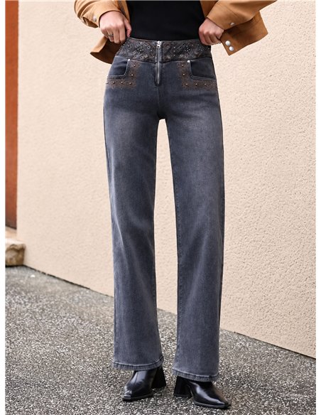 Embroidered waist straight jeans with eyelet detail