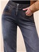 Jean droit avec ceinture brodée et œillets