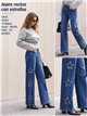 Jeans rectos estrellas con tachas