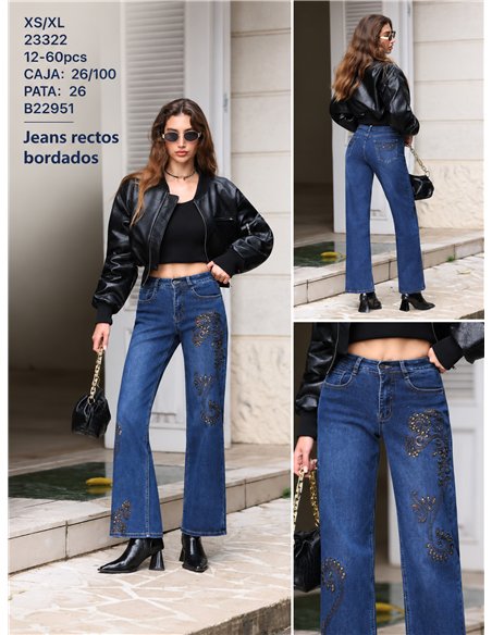 Jeans wide leg bordado paisley con tachas