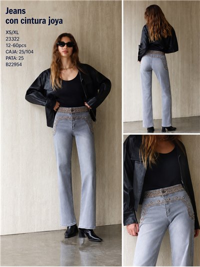 Jeans rectos cintura bordada con tachas 2