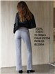 Jeans rectos cintura bordada con tachas